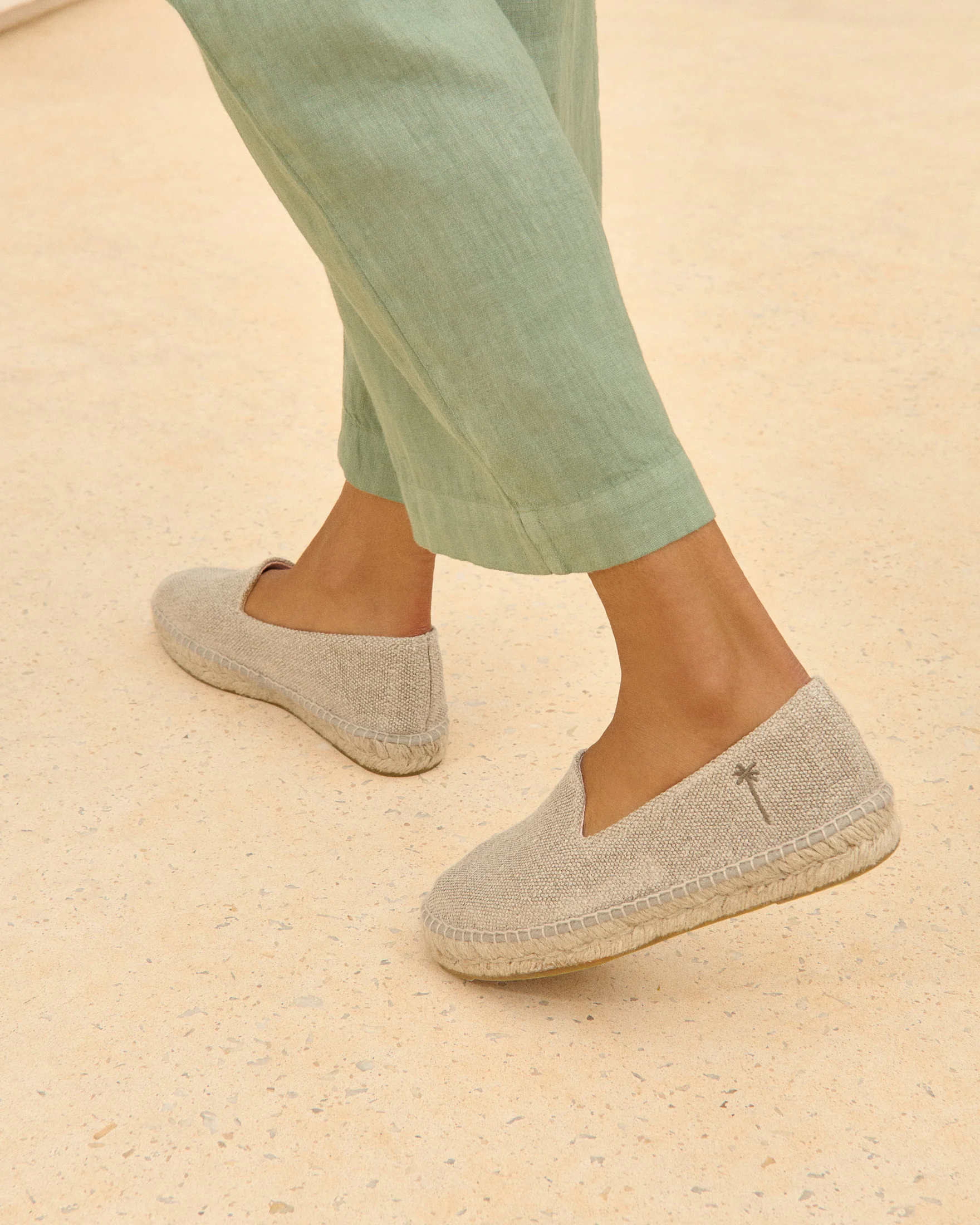 Organic Hemp Flat Espadrilles - O71N0 - La Havana Natural - Image 5