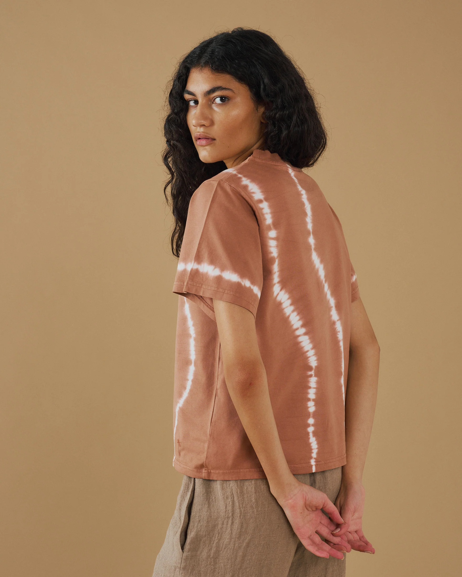 Jersey Charlotte T-Shirt Tie&Dye - G97JE - Brick Dust Tie & Dye And Palm Embroidery - Image 6
