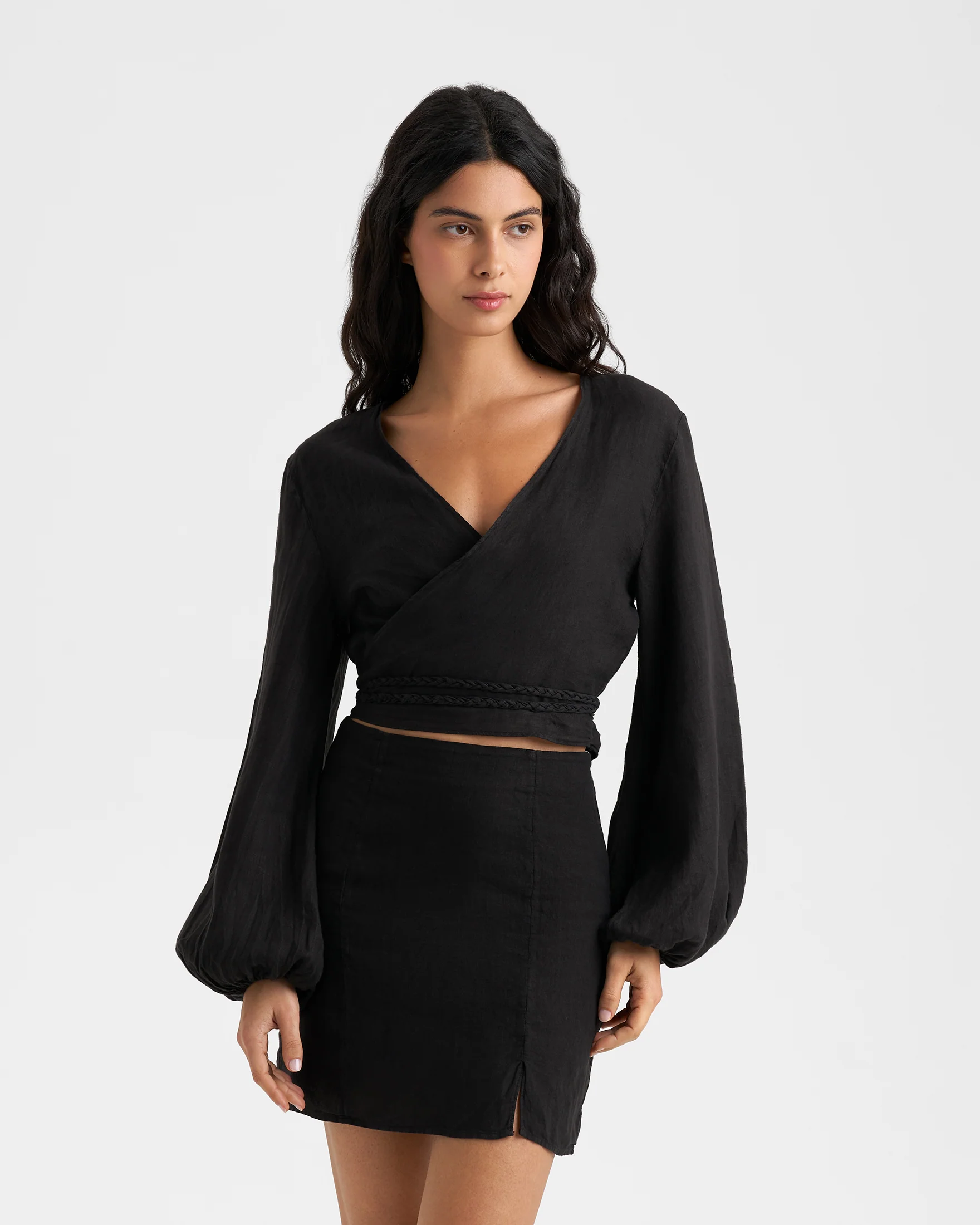 Linen Avila Top - O10FM - Black