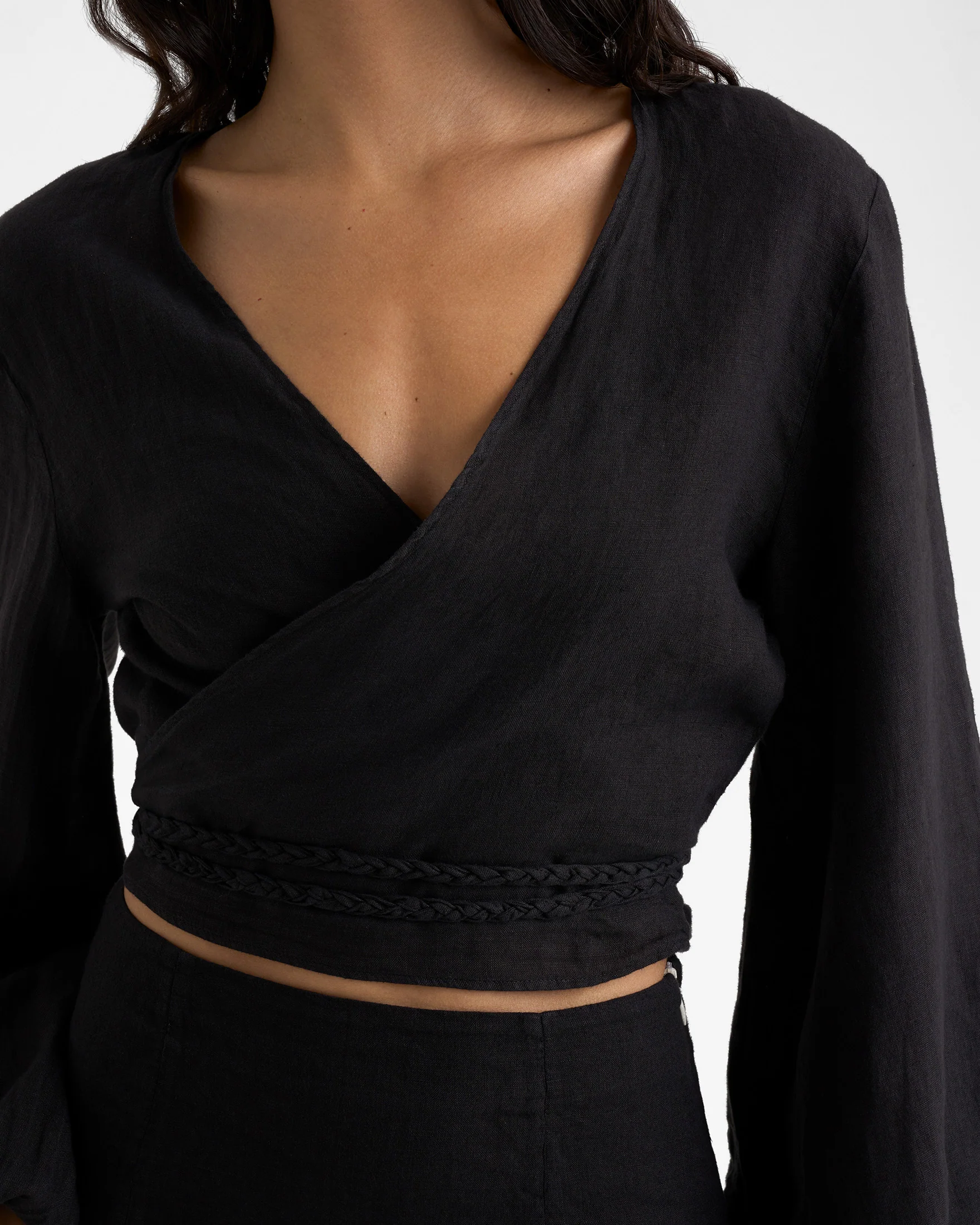 Linen Avila Top - O10FM - Black - Image 3