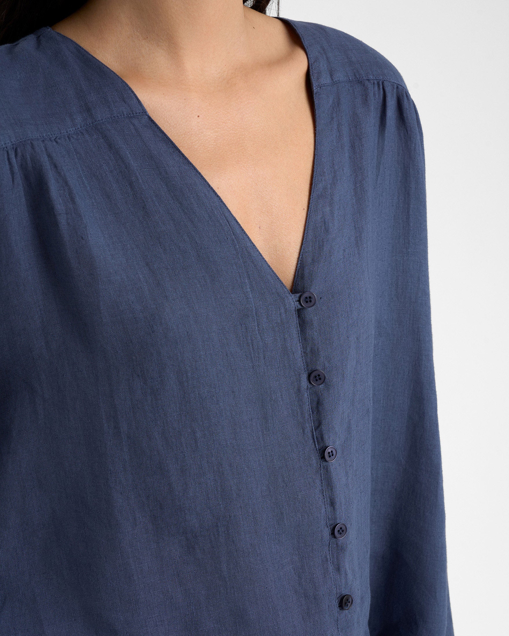 Linen Monterey Shirt - L24EP - Vintage Navy - Image 3