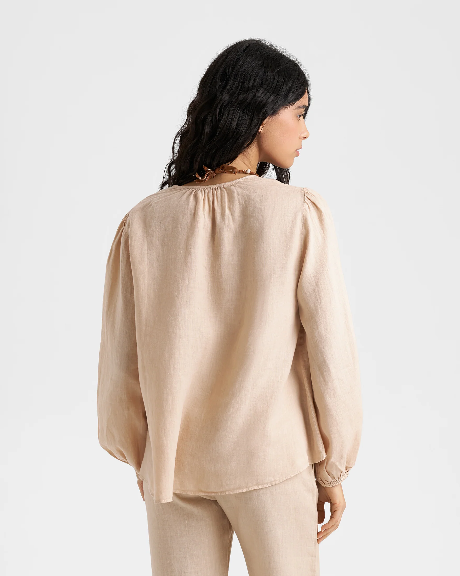 Linen Paros Shirt - L22EN - Bleached Sand - Image 4
