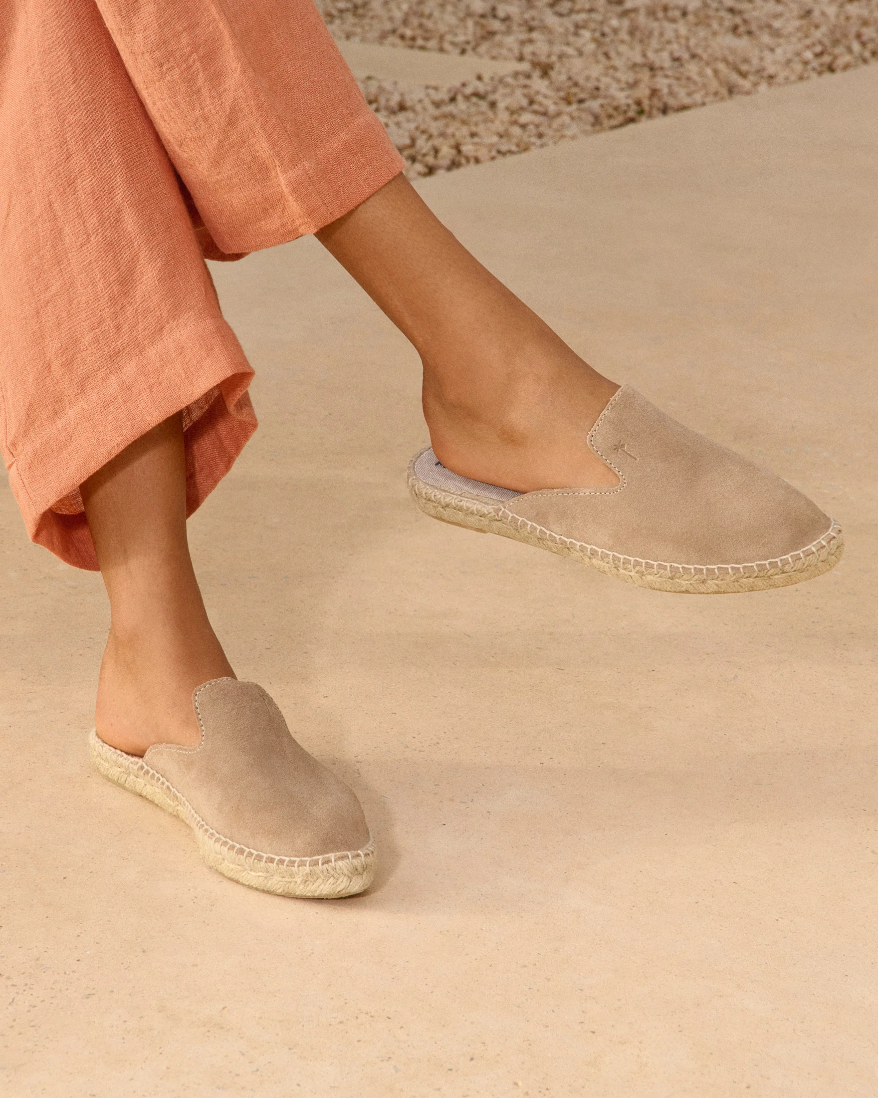 Suede Mules - W19M0 - Hamptons Vintage Taupe - Image 6