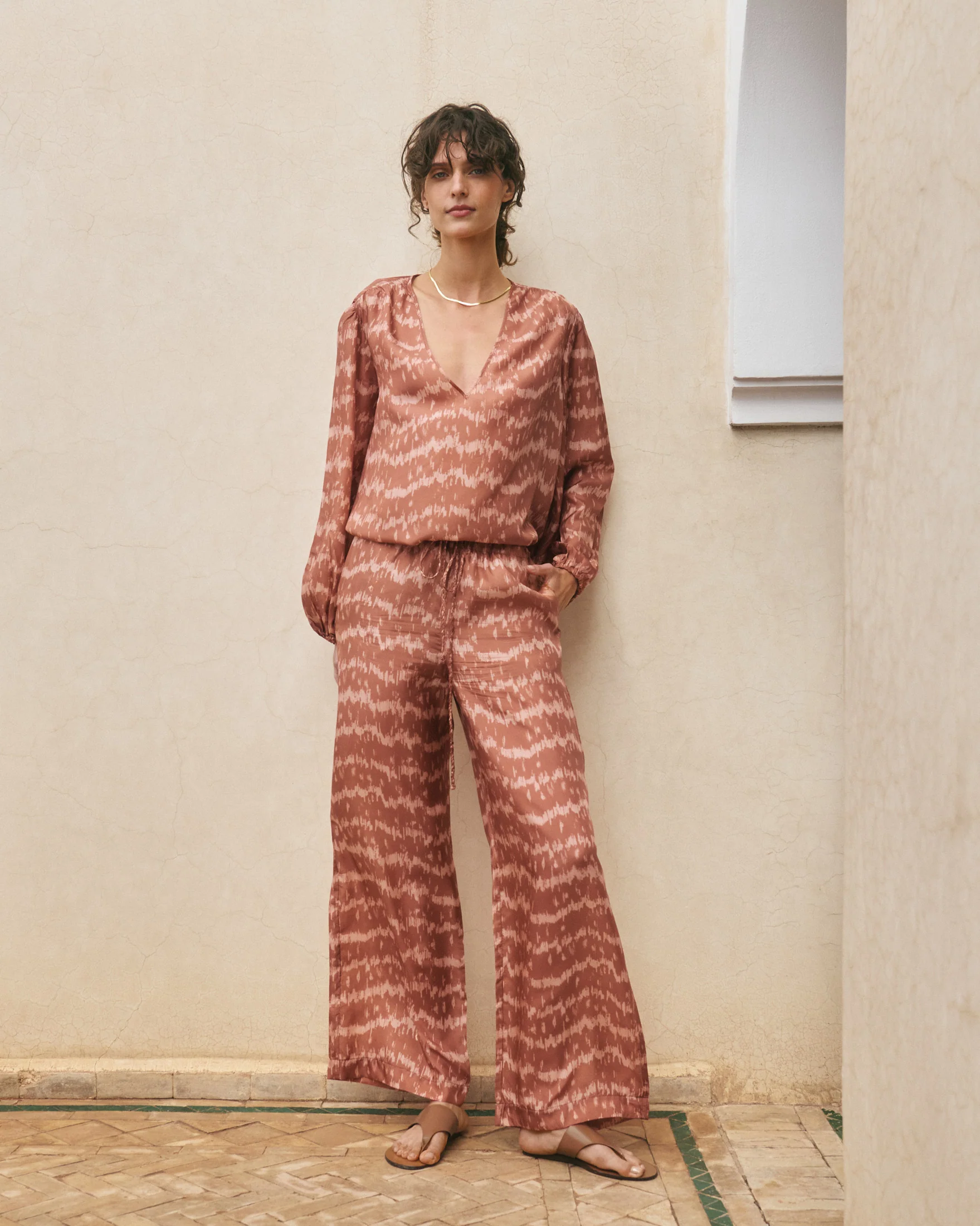 Printed Silk Paros Shirt - S77EN - Terracotta Tropical Waves - Image 6