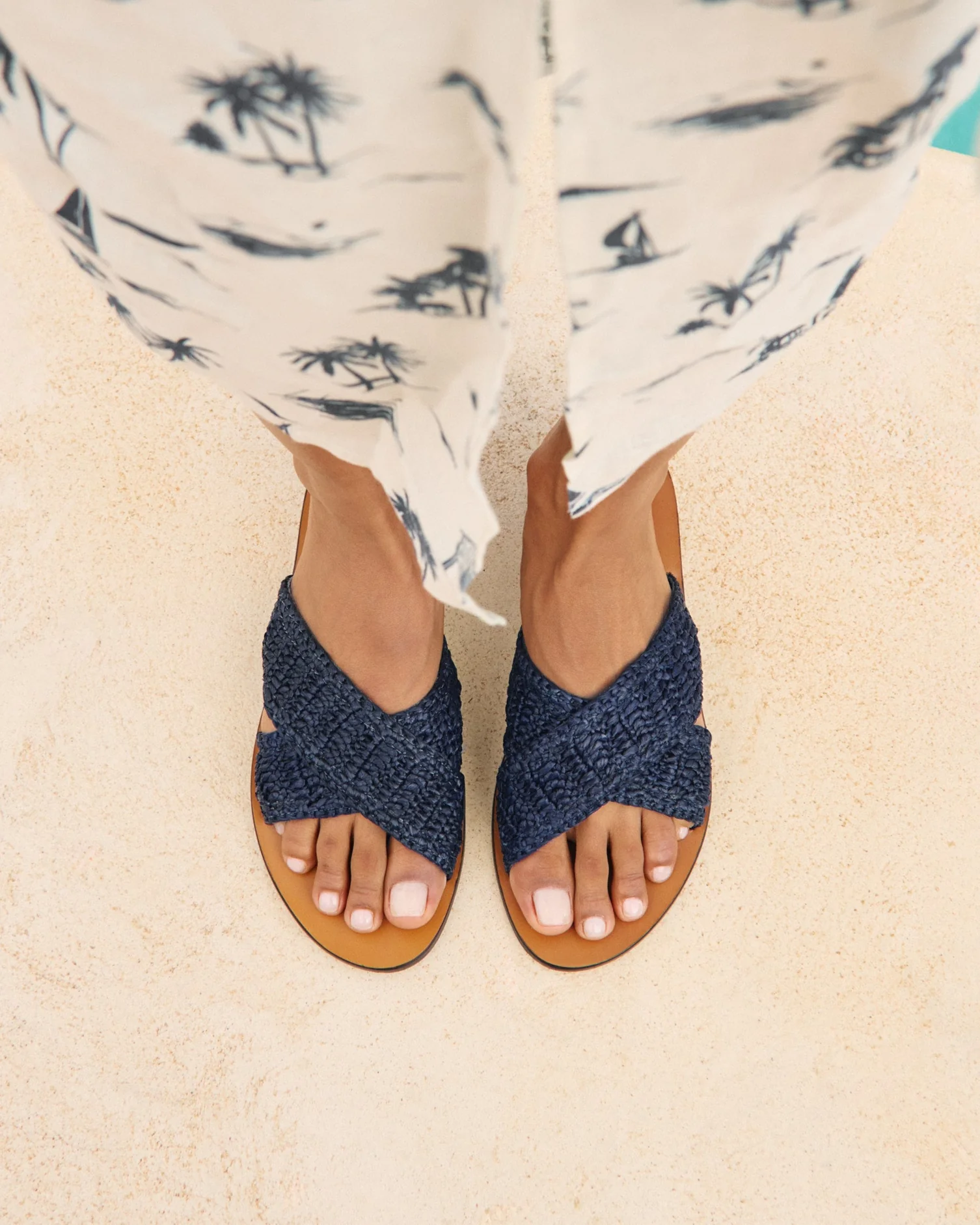 Raffia Leather Sandals - Q54Y0 - Yucatán Patriot Blue Crossed Bands - Image 2