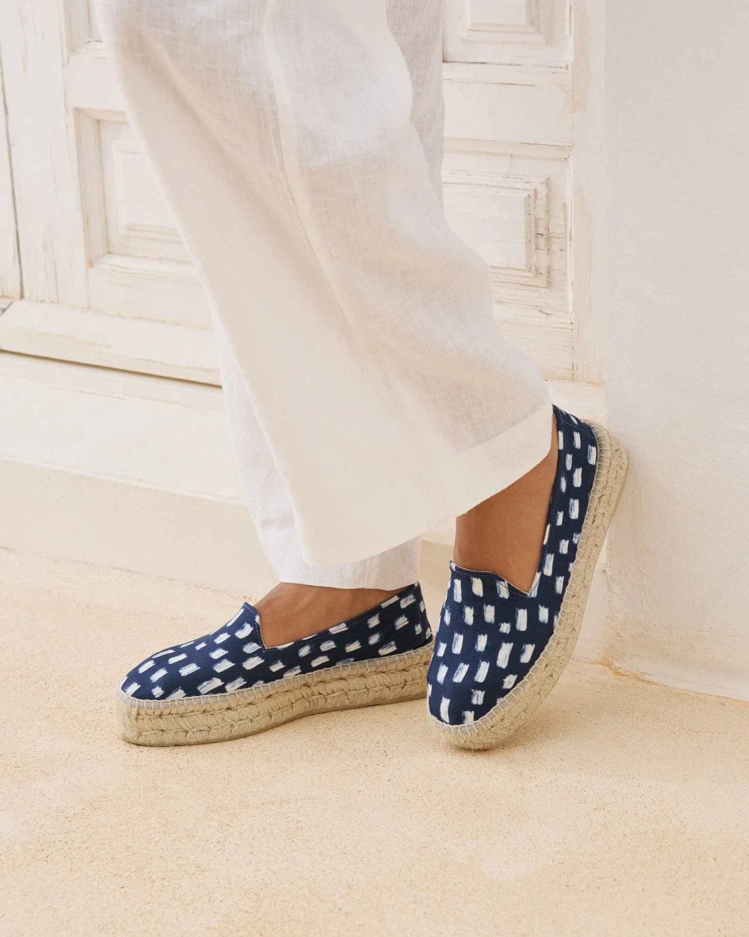 Silk Double Sole Espadrilles - H48D0 - Monaco Navy Blue Pois - Image 5